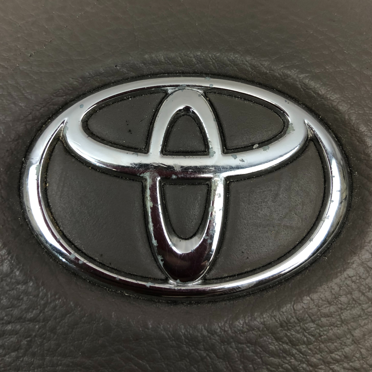 02-05 Toyota Camry Driver Wheel Airbag